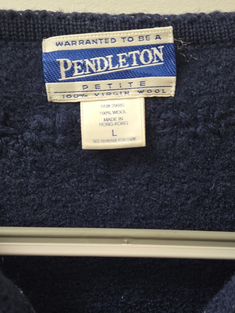 Vintage Pendleton 100% Wool Blue Floral Embroidered Cardigan Gold Buttons Large - Picture 2 of 4